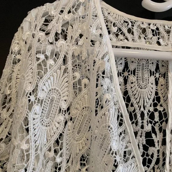 Lace jacket - Picture 2 of 7